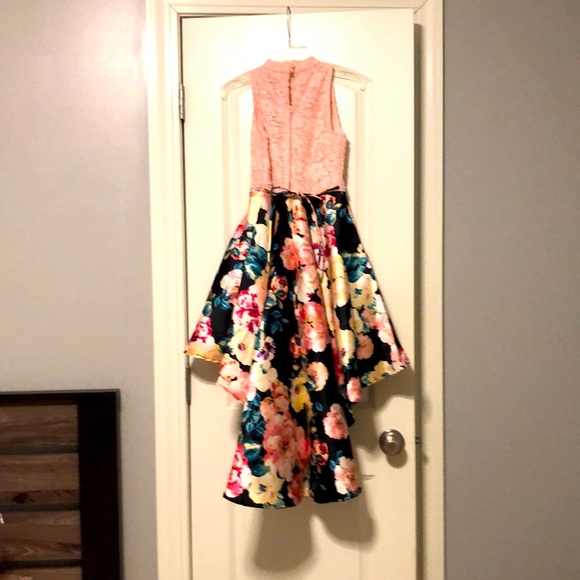 Girls Xtraordinary brand Dillards Dress - Picture 3 of 4